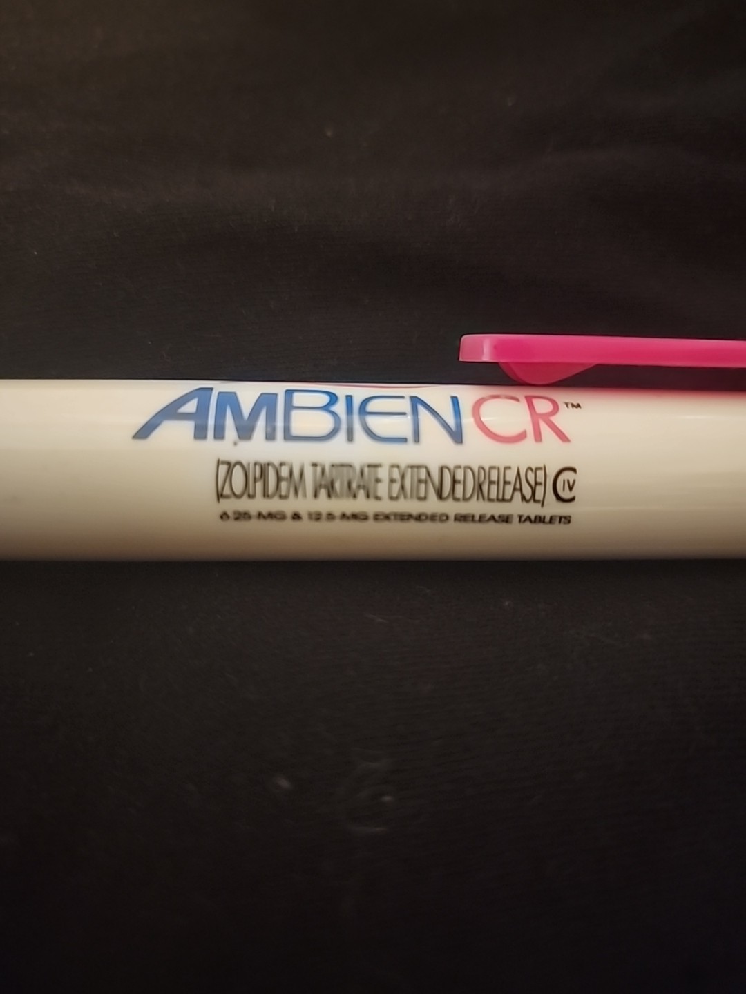 GIANT AMBIEN CR PEN HUGE ZOLPIDEM SLEEPING PILL ADVERTISEMENT WHITE PINK