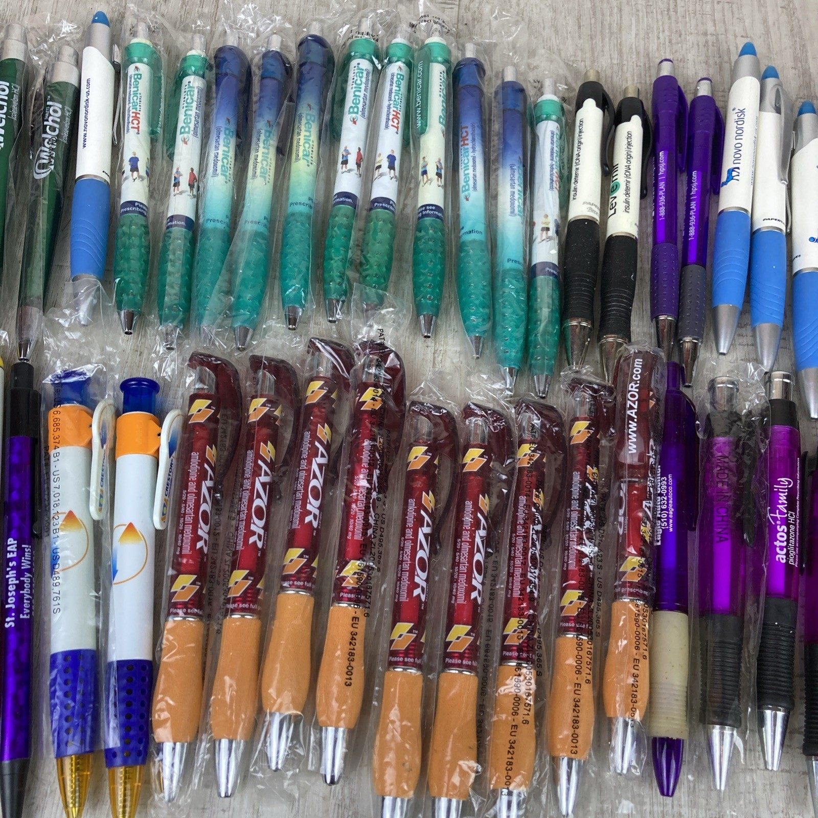 Lot of 52 Metal and Plastic Pharmaceutical Drug Rep Pens Medical Collectibles