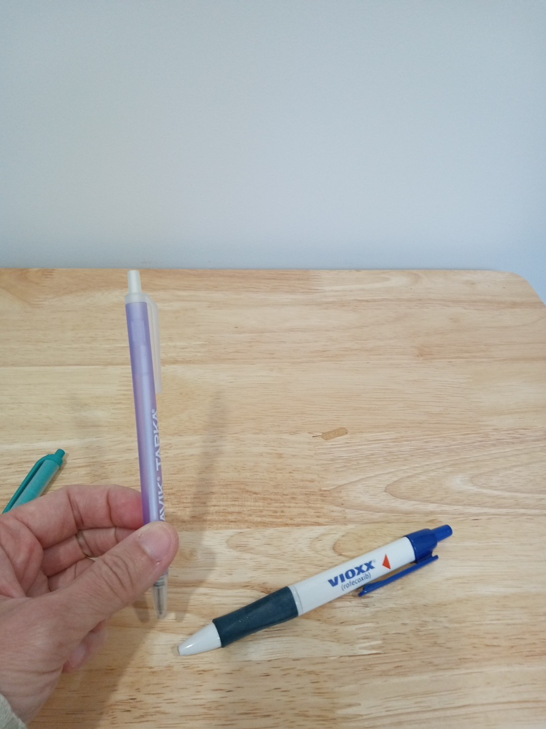 Lot (4) Pharmaceutical / Drug Rep Pens: Depakote, Mavik Tarka, Vioxx, Reminyl