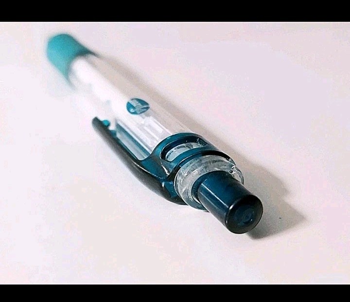 Vintage Pfizer Lipitor Translucent Teal Click Ballpoint Pen Drug Rep Pharmacy