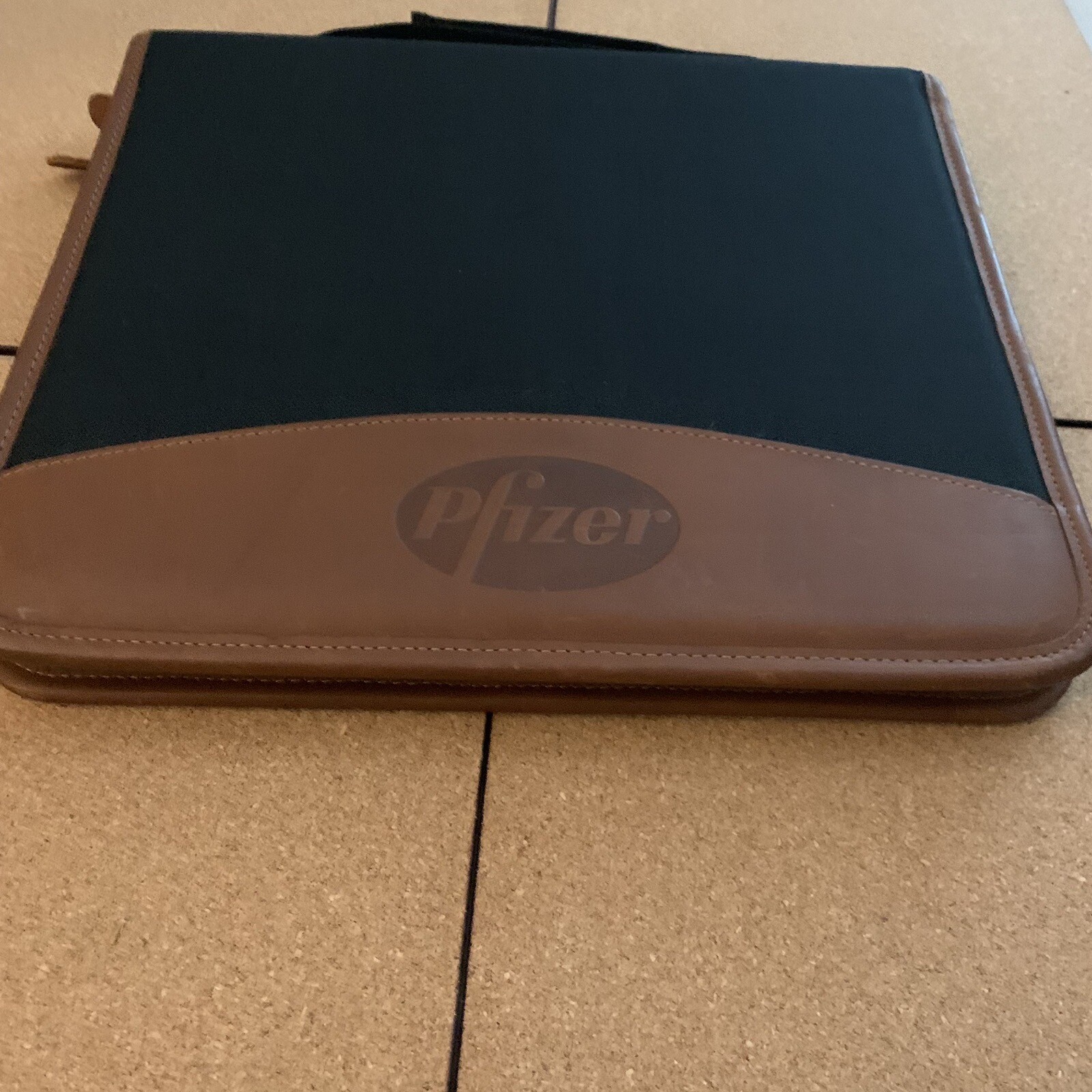 Pfizer Drug Rep Leather and Canvas Planner Folder Notebook Organizer RARE