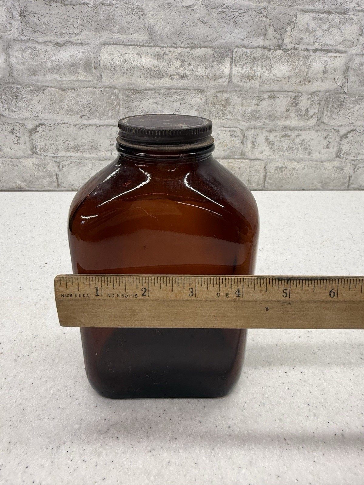 Vintage Amber Glass Jar Apothecary Old Pharmacy Medical With Lid