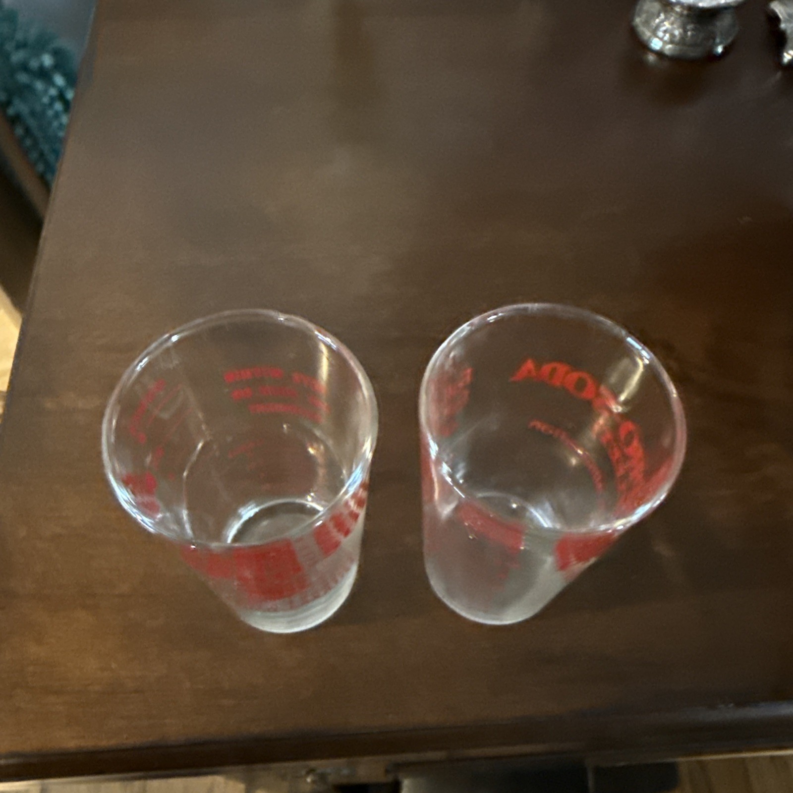 Vintage 2 Fleet Phospho-Soda for Active Elimination Advertising Measuring Glass