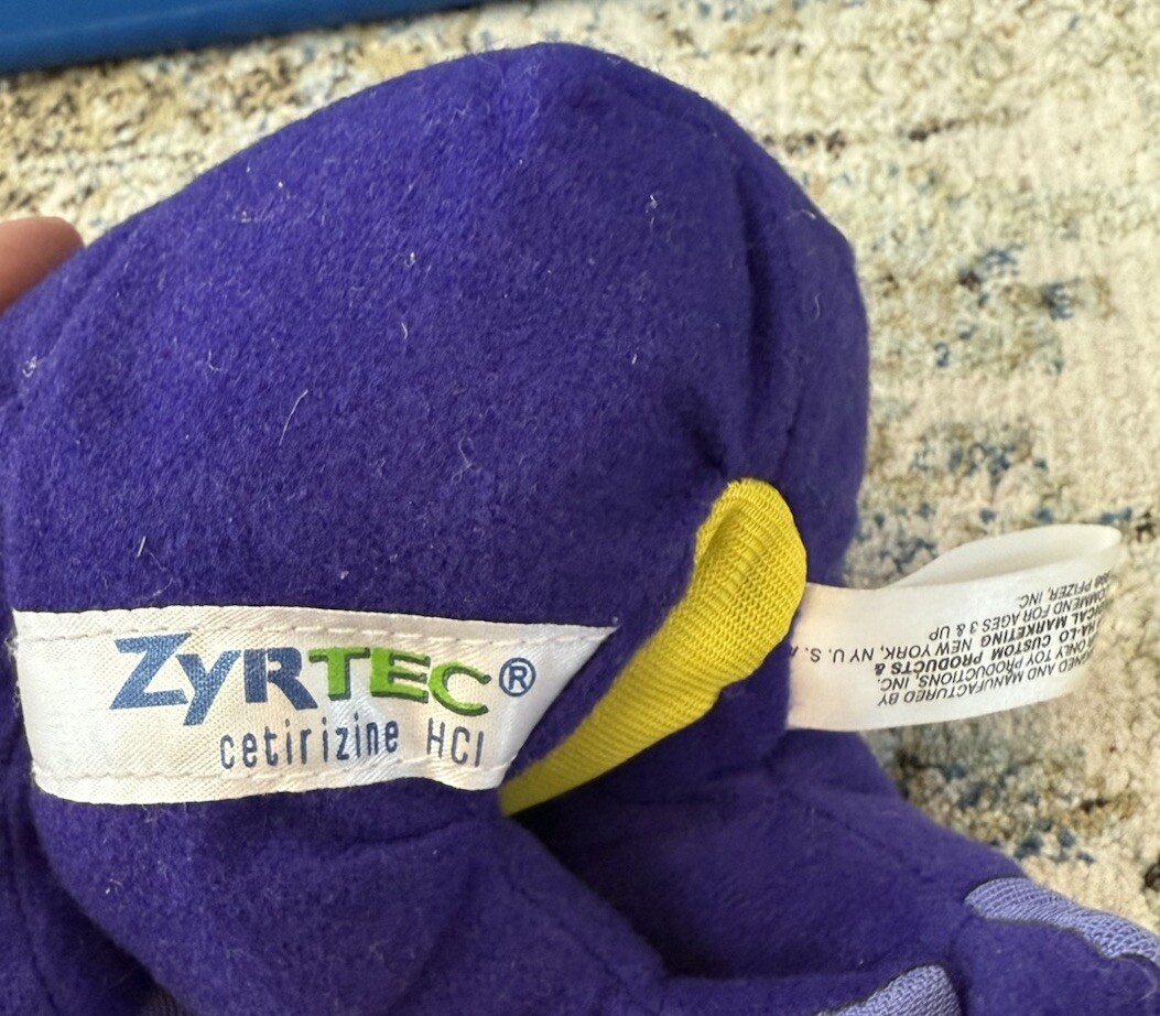 VTG ZYRTEC Purple Plush Gorilla Monkey Stuffed Toy Pharmaceutical Advertisement