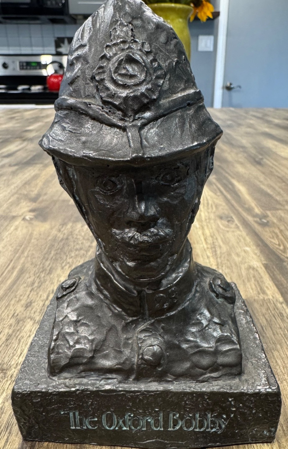 1977 The Oxford Bobby Resin Bust Bristol Laboratories Tegopen Promotional Statue