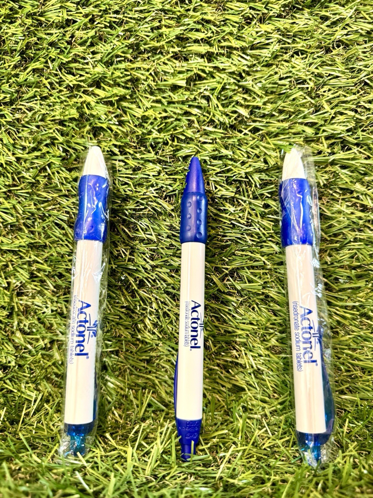 💙Lot of 3 ACTONEL Pens Vintage Pharma Promo Swag (Strong Bones, Strong Writing)