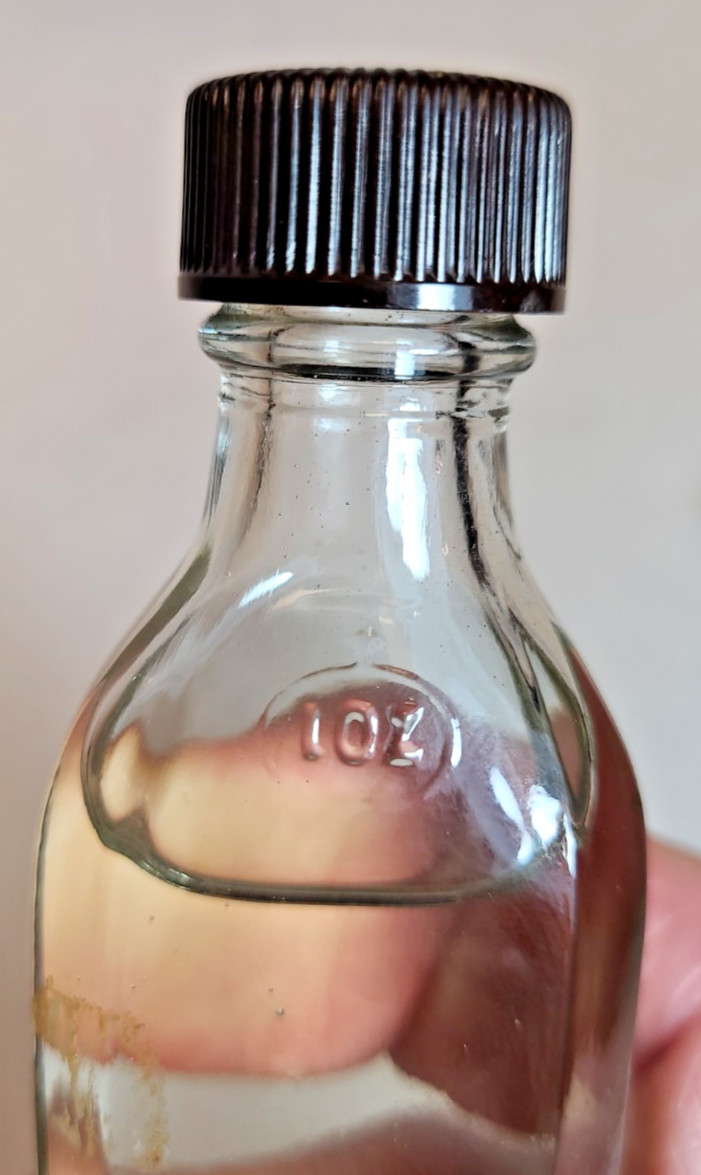 Vintage 1951 McCullough Pharmacy Glycerin Bottle w/ Label Oxford PA, Armstrong
