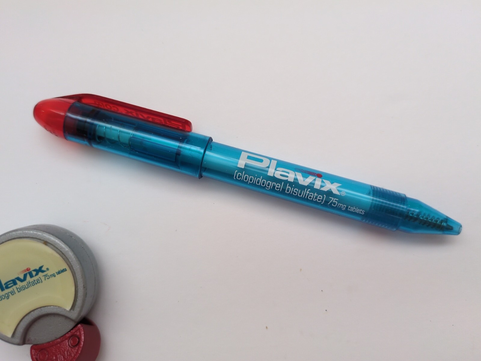 Plavix Pharma Drug Rep Ink PEN and Retractable Badge Holder (K33)