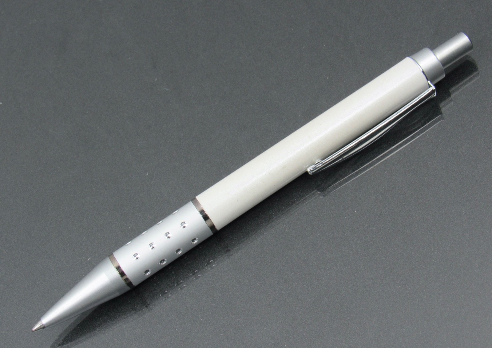 Beautiful Detrol Metal & Plastic PEN Drug Rep Pharmaceutical Promo Advertising