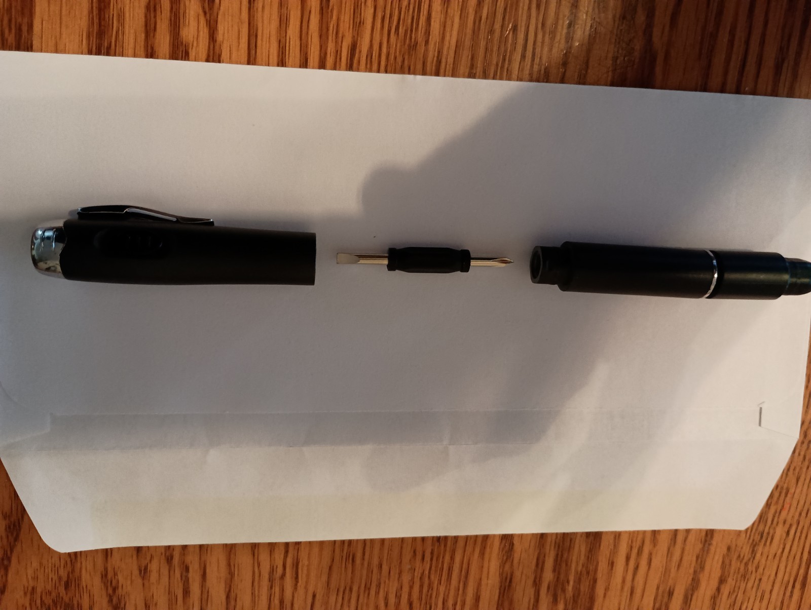 Doctors Without Borders, Field Flashlight Pen and Screwdriver Set
