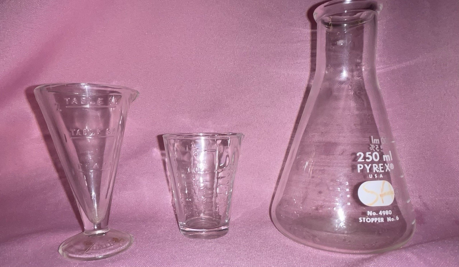 3 Vintage Glass Measures Zonite 2 Tablespoon Apothecary Spout & Footed Beaker +