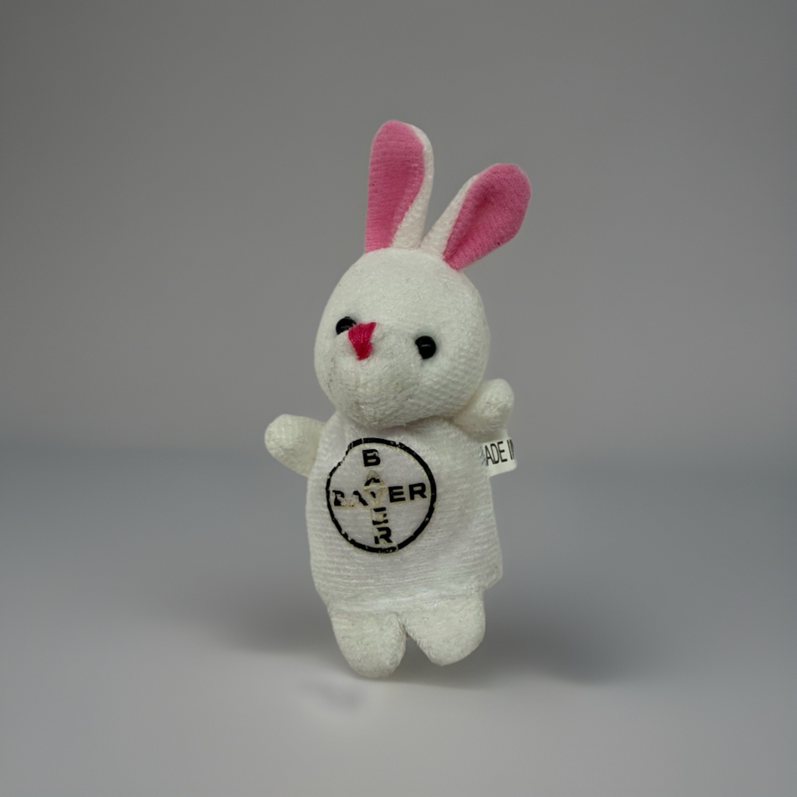 Vintage Bayer Pharmaceutical Company Advertising Logo Bunny finger puppet 4″