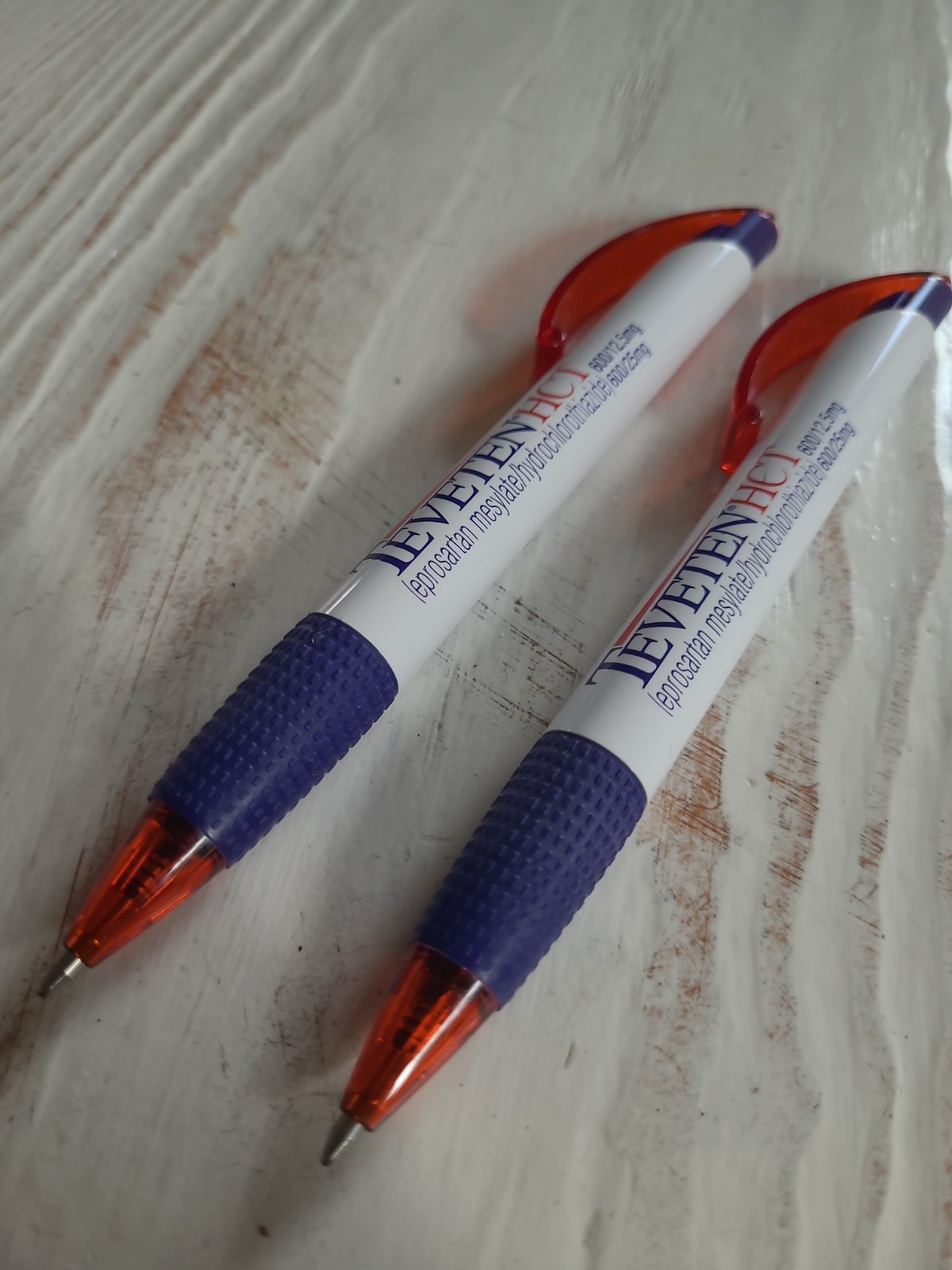 Lot Of 8 Plastic Drug Rep Pens – Aricept, Diflucan, Cardizem LA