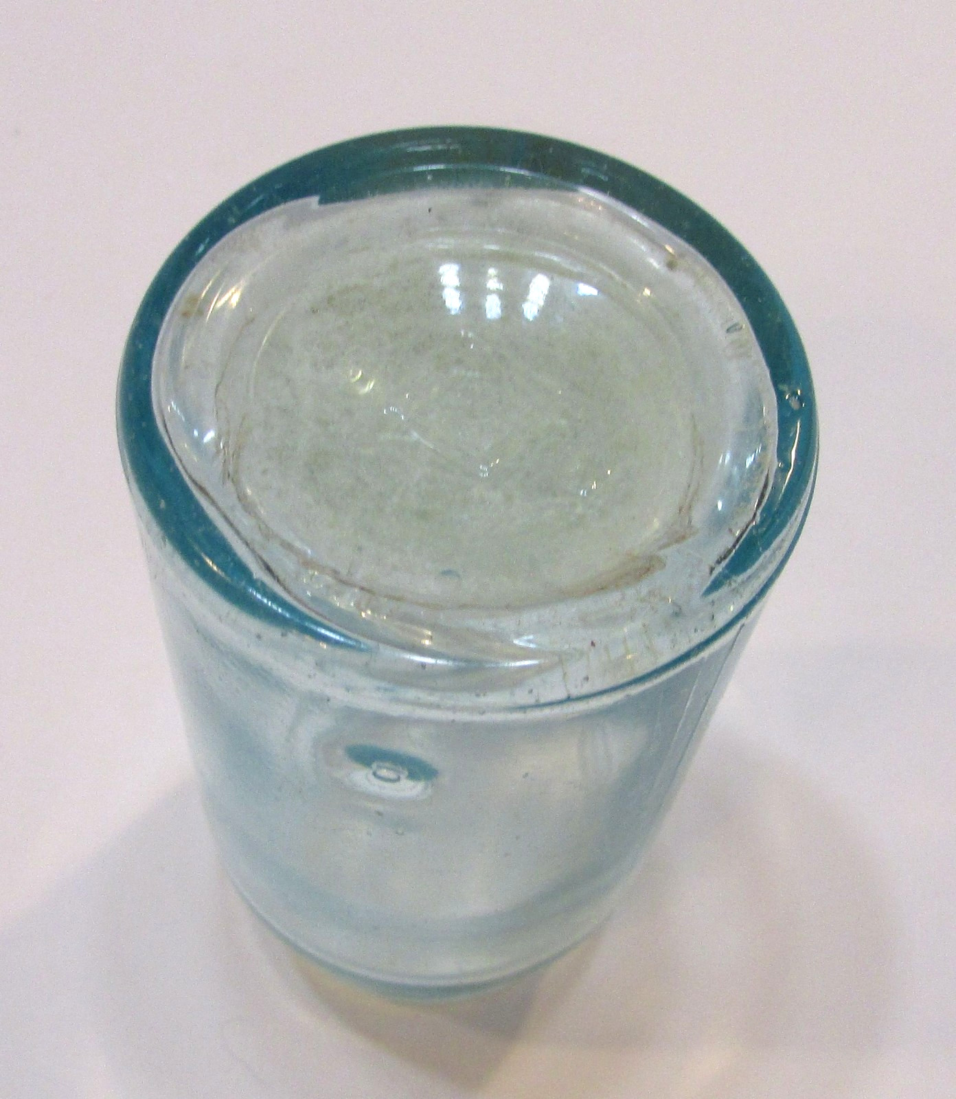 Primitive Old 1930s Blue Green Aqua Glass 3.25″ Tall Antique Medicine Bottle Jar