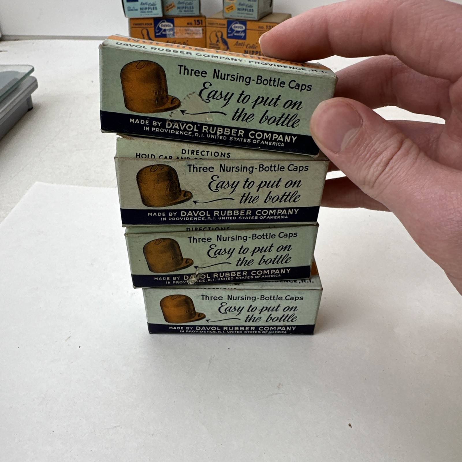 Lot 7 Davol Anti-Colic Nipples 151 & 131, 4 Nursing Bottle Caps 150, 1 Seals 158
