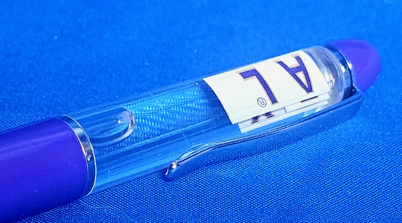 XYZAL Drug Rep Ink PENS Light Up Floating Letters Collectible Pharmaceutical New