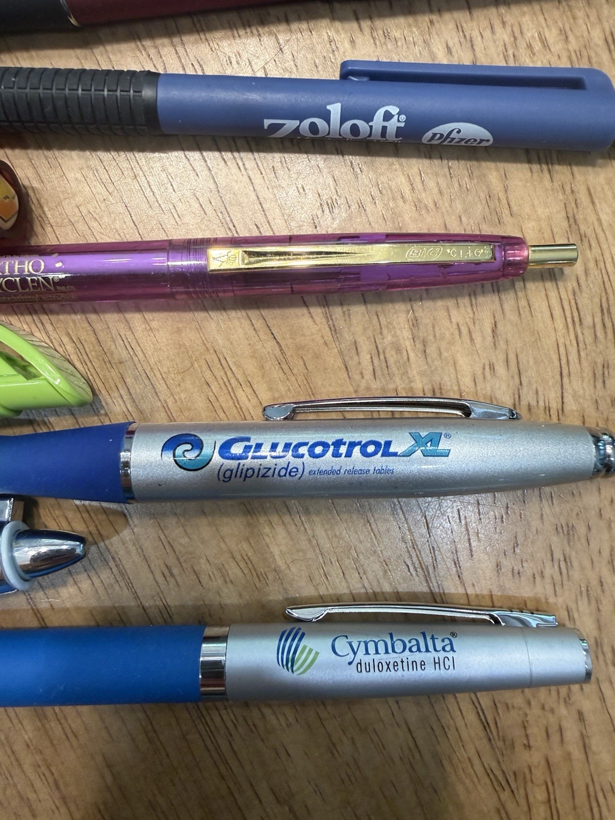 Lot of 25 Pharmaceutical Drug Rep Advertising Ballpoint Pens Rocephin Zoloft ++
