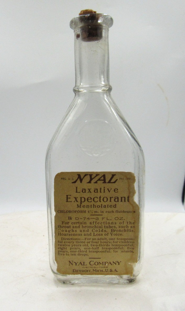 1900’s Nyal Laxative Expectorant Detroit Mich 5 5/8″ Clear Medicine bottle