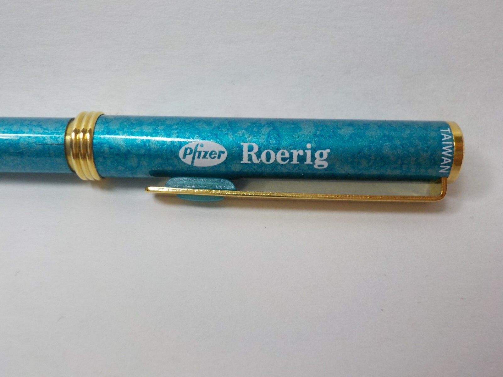 VINTAGE PFIZER ROERIG DIFLUCAN FLUCONAZOLE DRUG REP PEN METAL TAIWAN