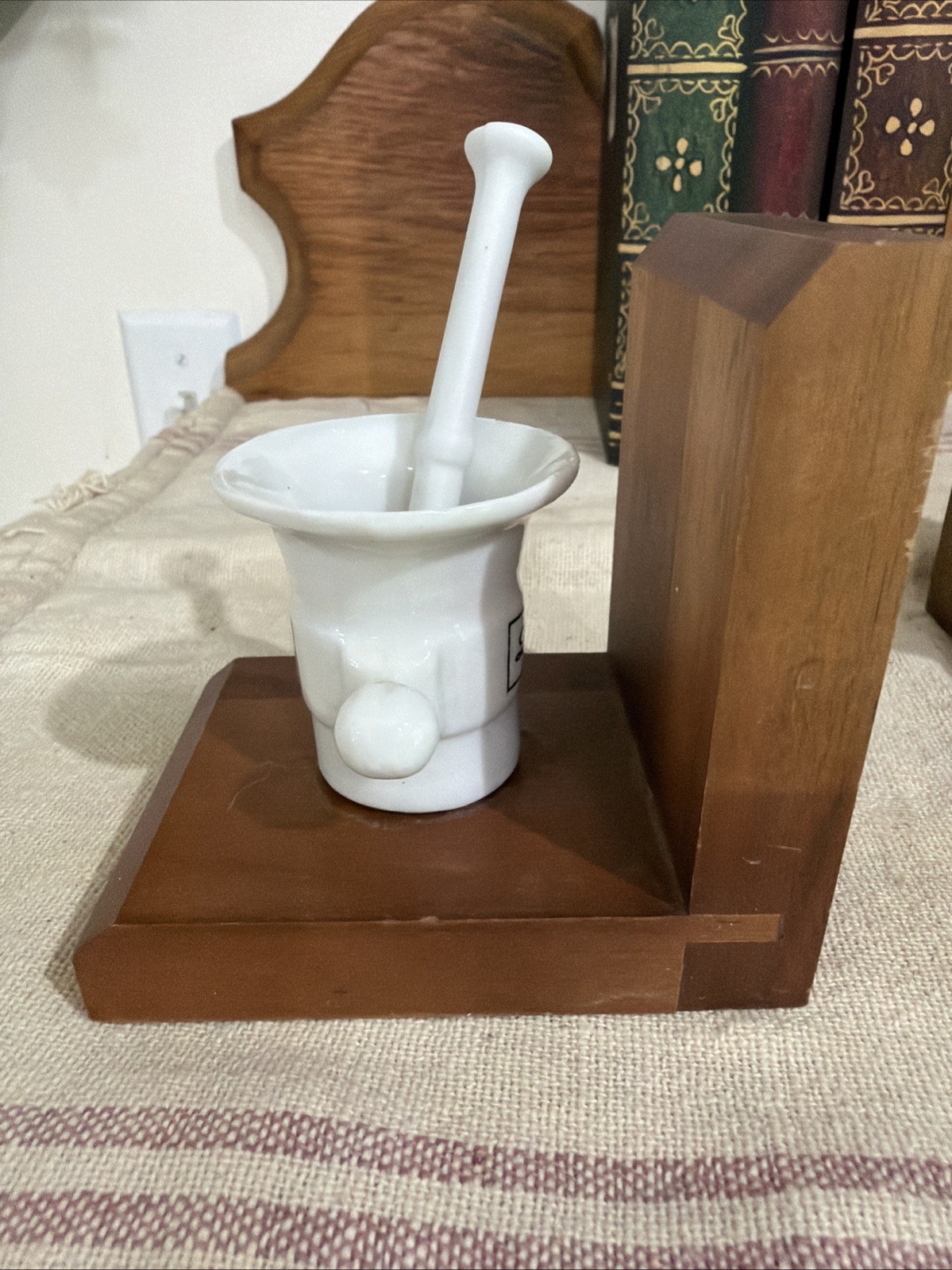 Lilly Mini Apothecary Bookends Pharmacist Darvocet Pain Med Advertisement VTG