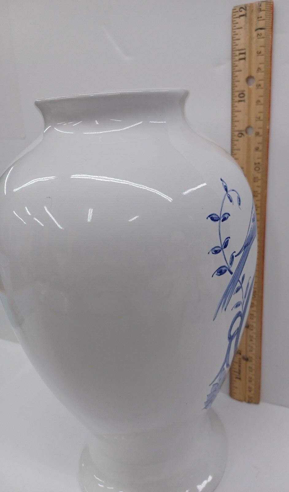 Lilly Pharmaceutical (c)1989 DIASCORD Opium Portugal Vase Blue/White Collectible
