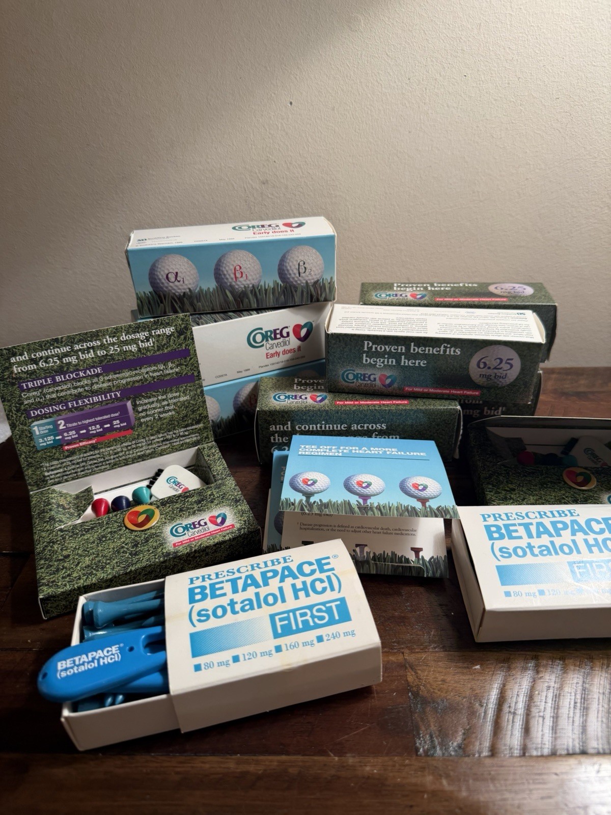 Pharmaceutical Drug Rep Collectibles Golf Balls Tees Sales Rep Advertising Heart