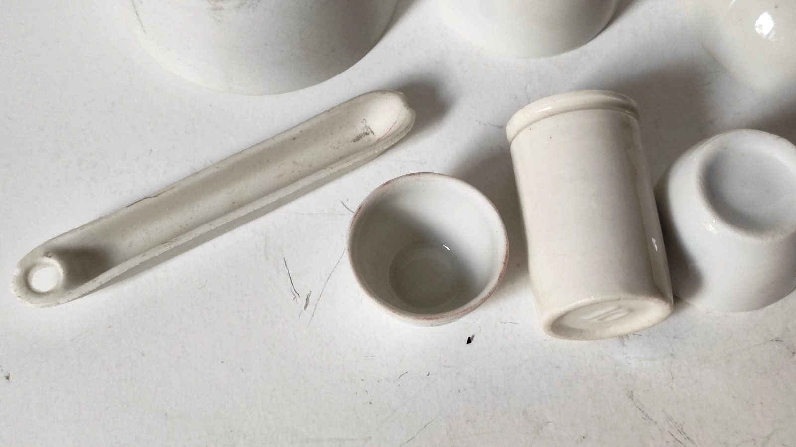PORCELAIN SMALL VESSELS, Evaporating Dishes, Set of 7 – Pharmacy, Labs, Vintage