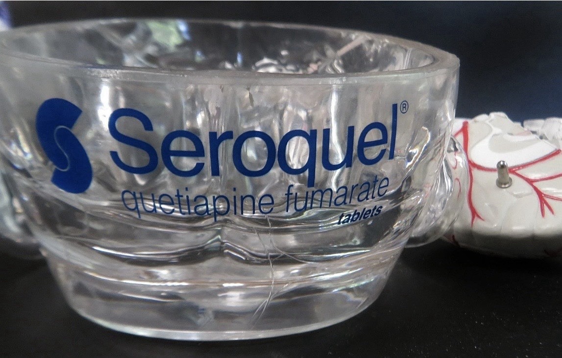 Seroquel Rx Skull Brain Science Model Medical Pharmaceutical Ad Premium Display