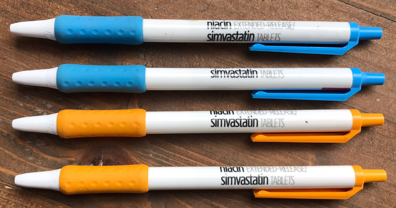 4 SIMCOR PHARMACEUTICAL DRUG REP PENS COLLECTIBLE