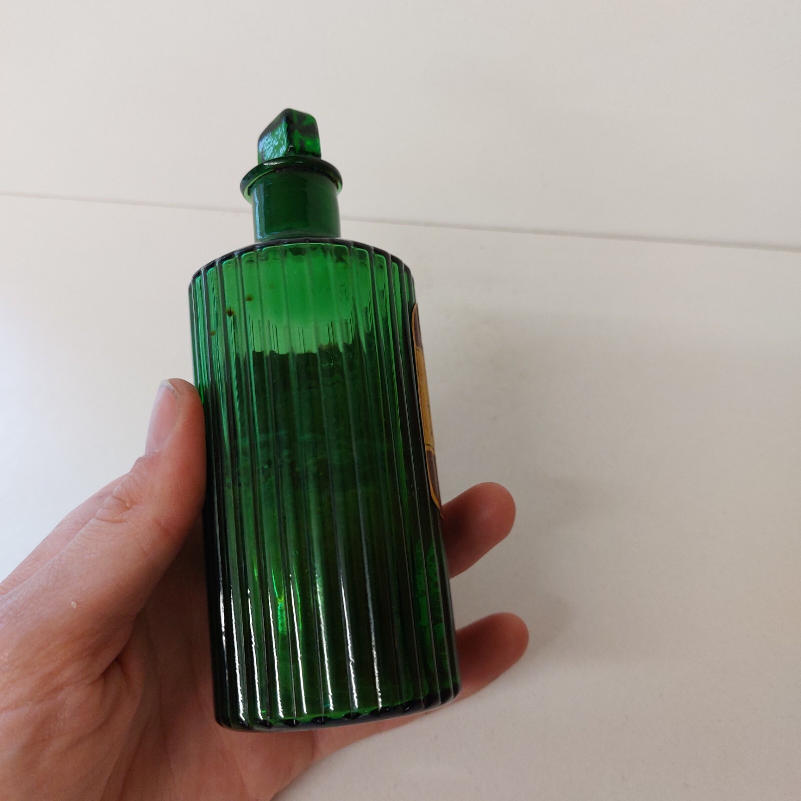 Labeled Wright Layman Umney Ltd London Emetic Ribbed Chemists Apothecary Bottle