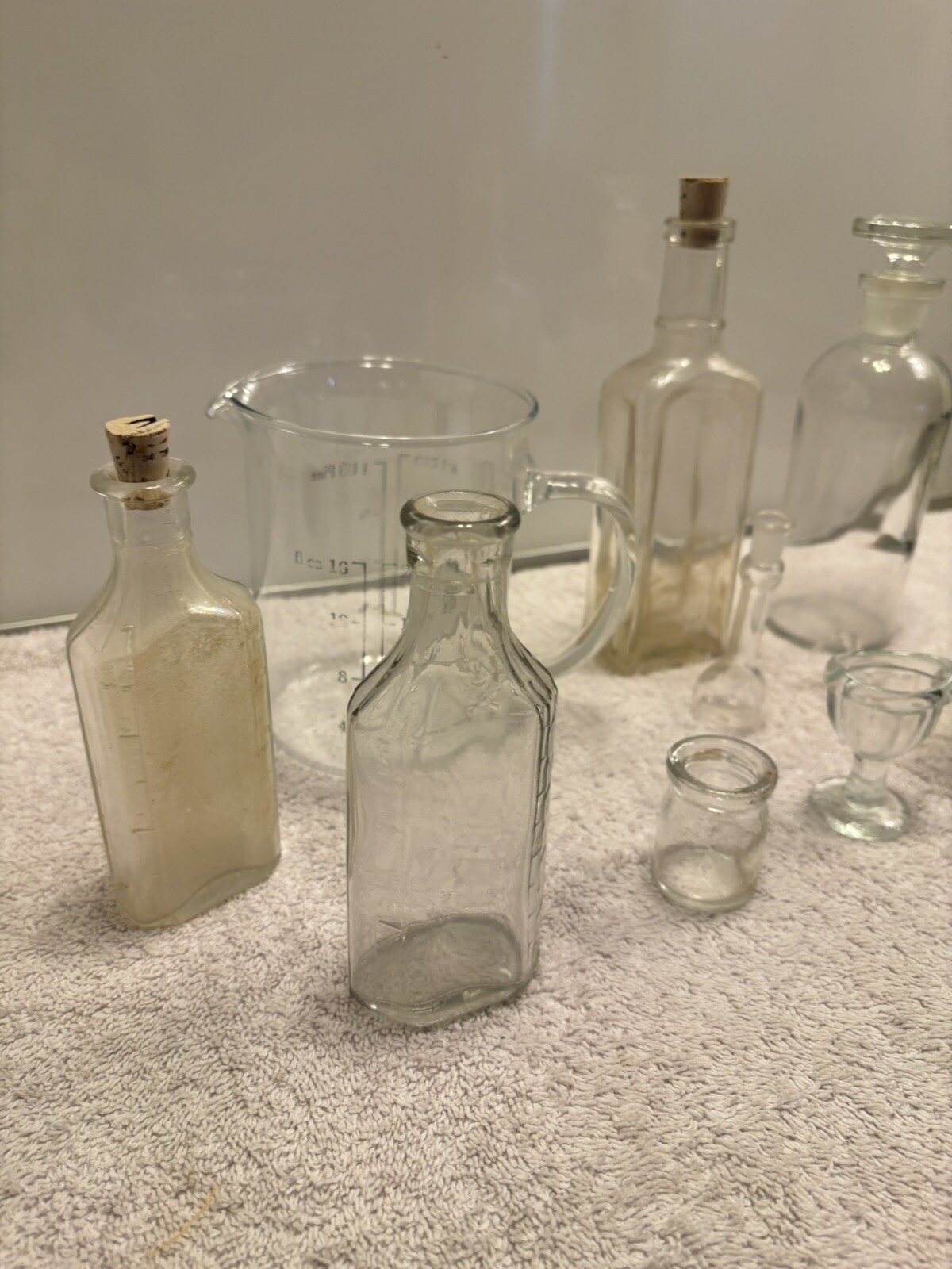 Vintage Pharmacist lot 10 Pcs. Drugstore Bottles And Measuring Cup.