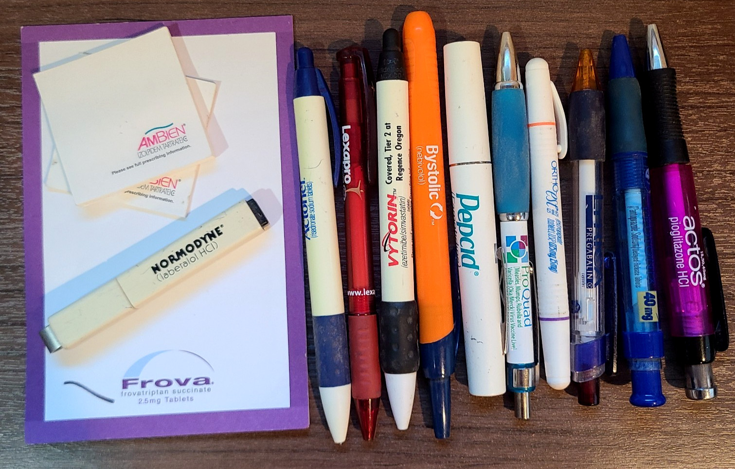 Drug Rep Lot PENS Pharmaceutical Promo Lexapro Ambien Prevacid Bystolic ProQuad