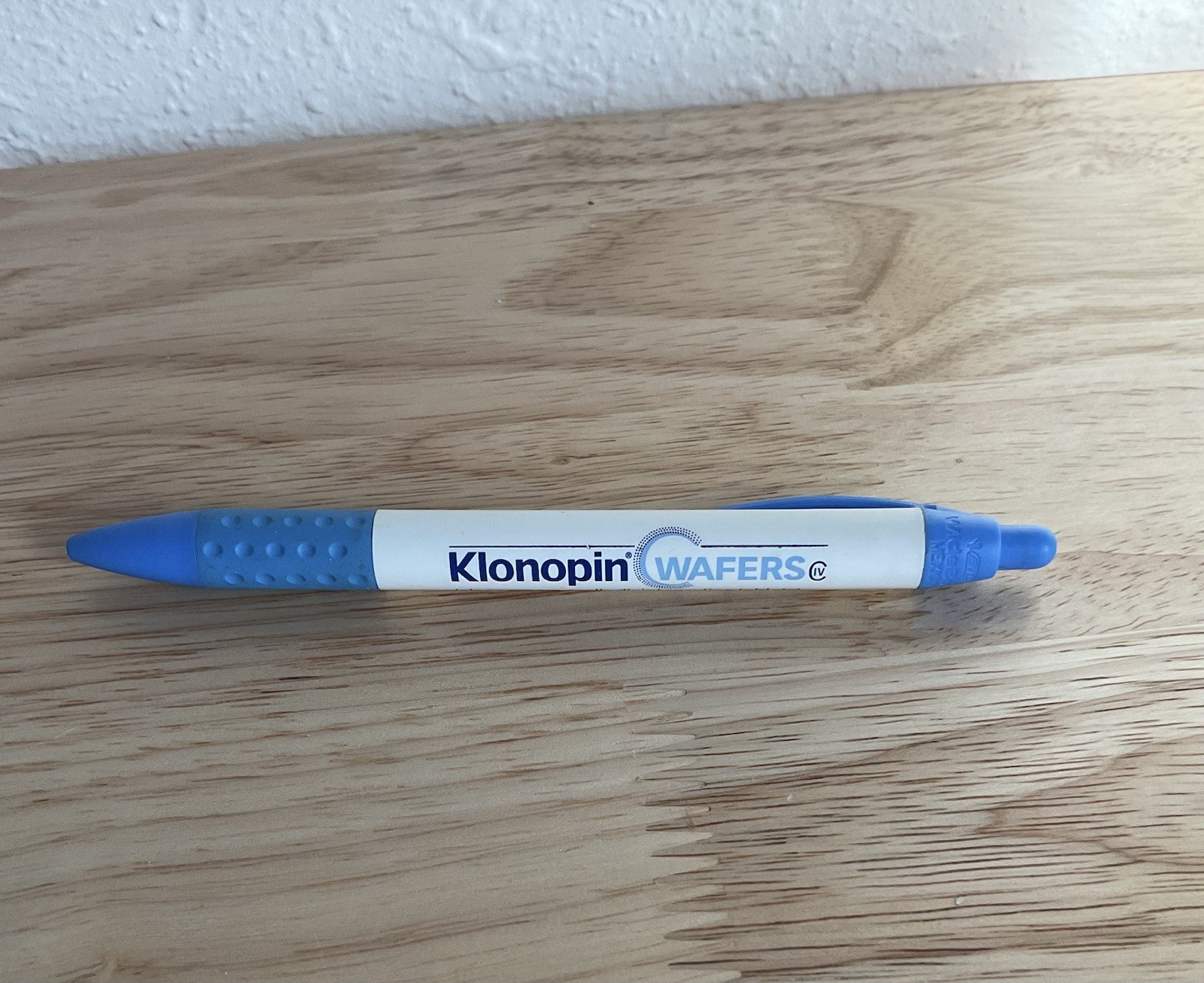 Pharmaceutical Drug Rep Vintage Pen Klonopin Clonazepam Wafers Blue & White