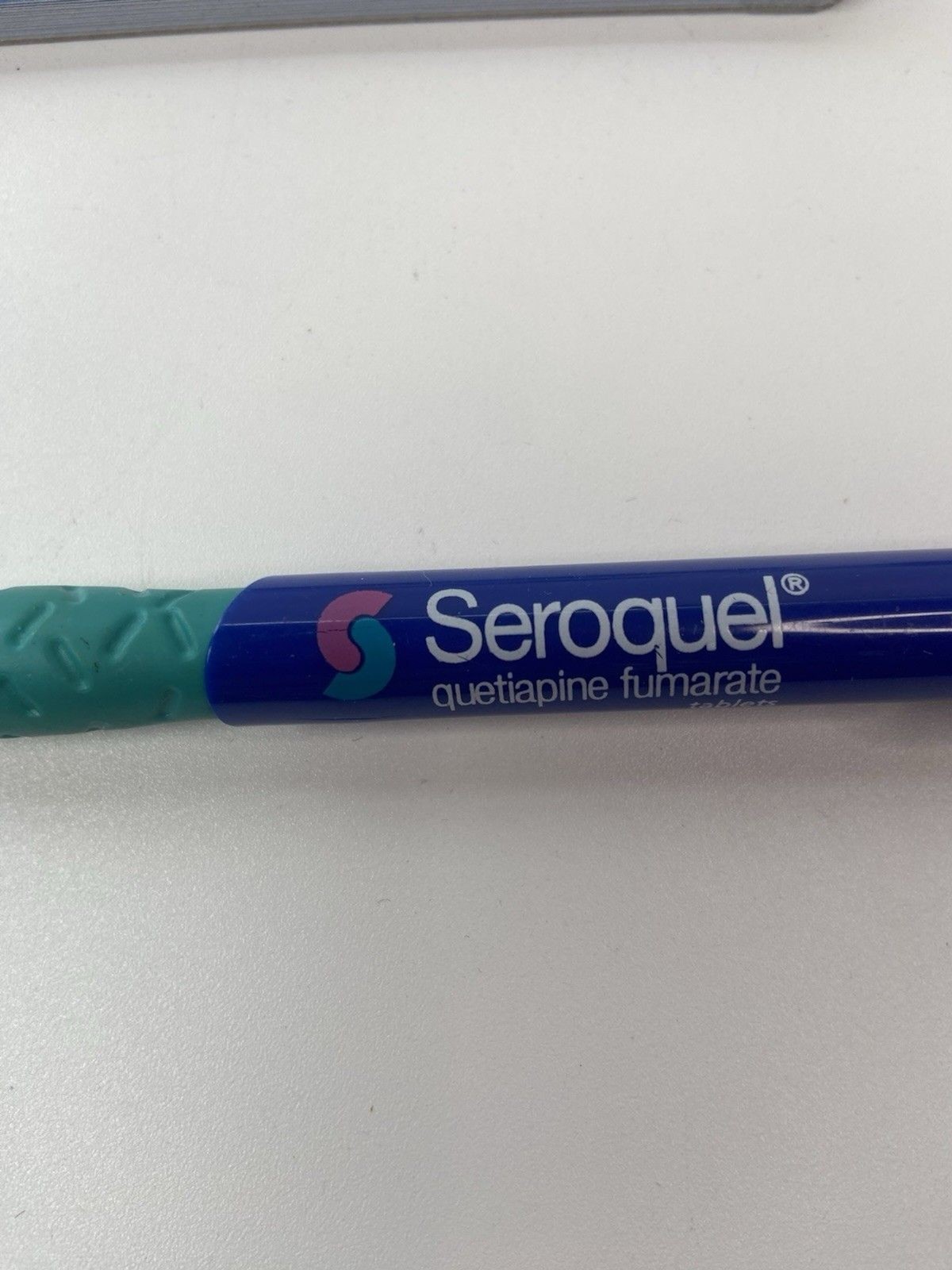 Drug Rep Seroquel Paper Notepad Collectible Pens Plastic Unique Pharmaceutical