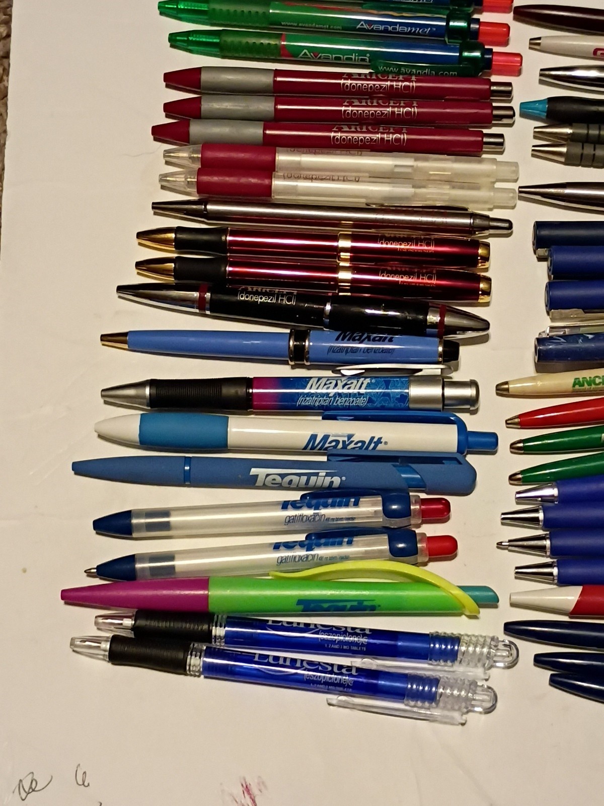 Pharmacy Drug Rep Advertising Mixed Pen Lot of 108 Instant Desk Drawer Full