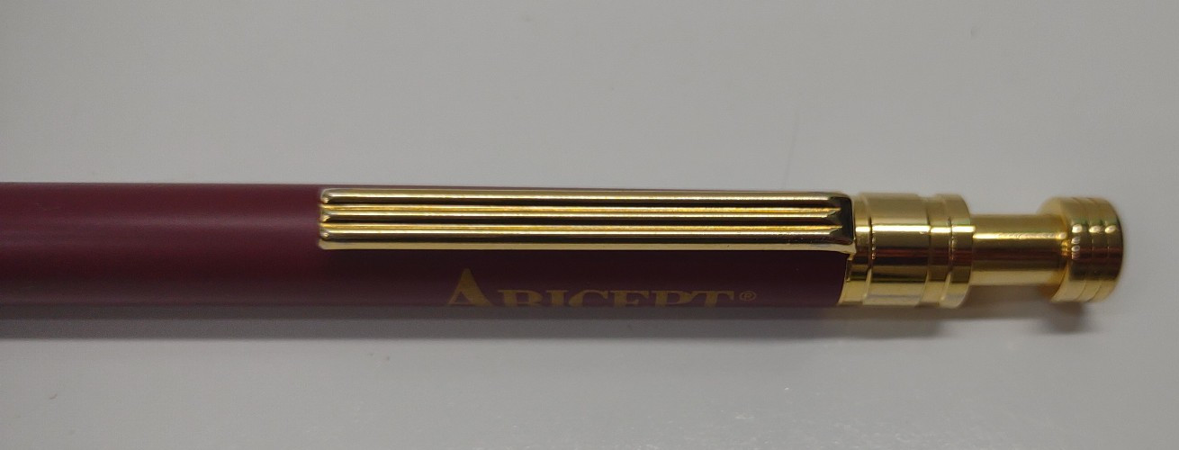 Aricept Donepezil HCL Pharmacutical Promotional Pen Red and Gold