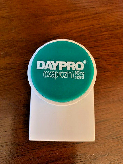 Vintage  3 Daypro Drug Rep Pushbutton Magnetic clips, pharmaceuticals