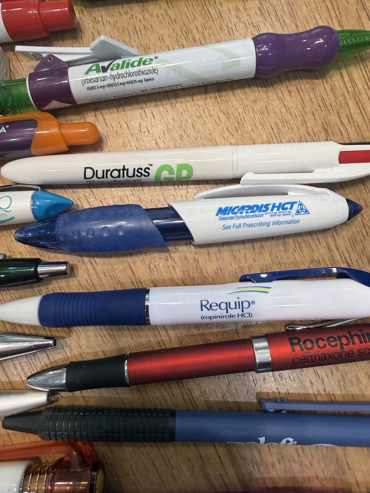 Lot of 25 Pharmaceutical Drug Rep Advertising Ballpoint Pens Rocephin Zoloft ++