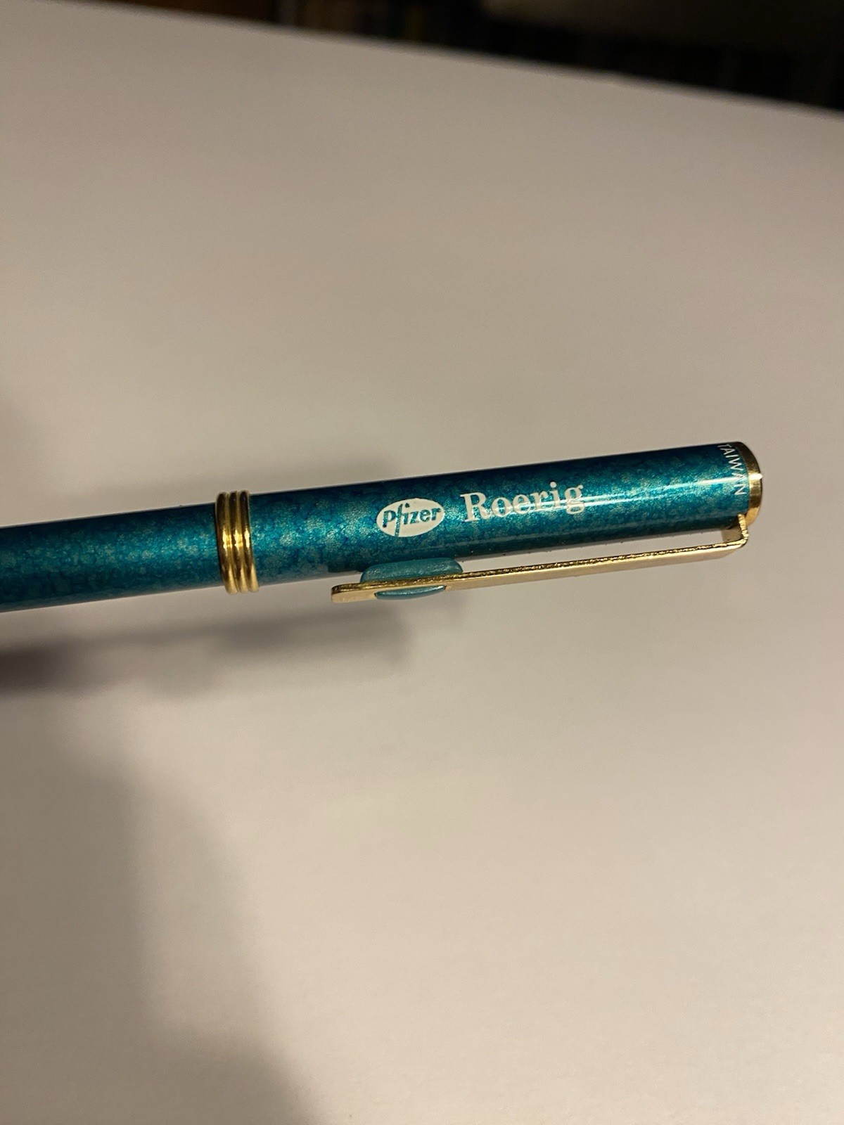 VINTAGE PFIZER ROERIG DIFLUCAN FLUCONAZOLE DRUG REP PEN METAL DRIED INK TAIWAN