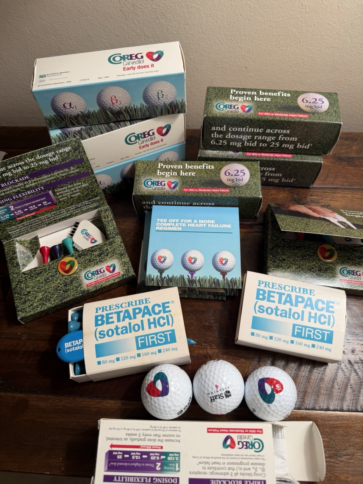 Pharmaceutical Drug Rep Collectibles Golf Balls Tees Sales Rep Advertising Heart