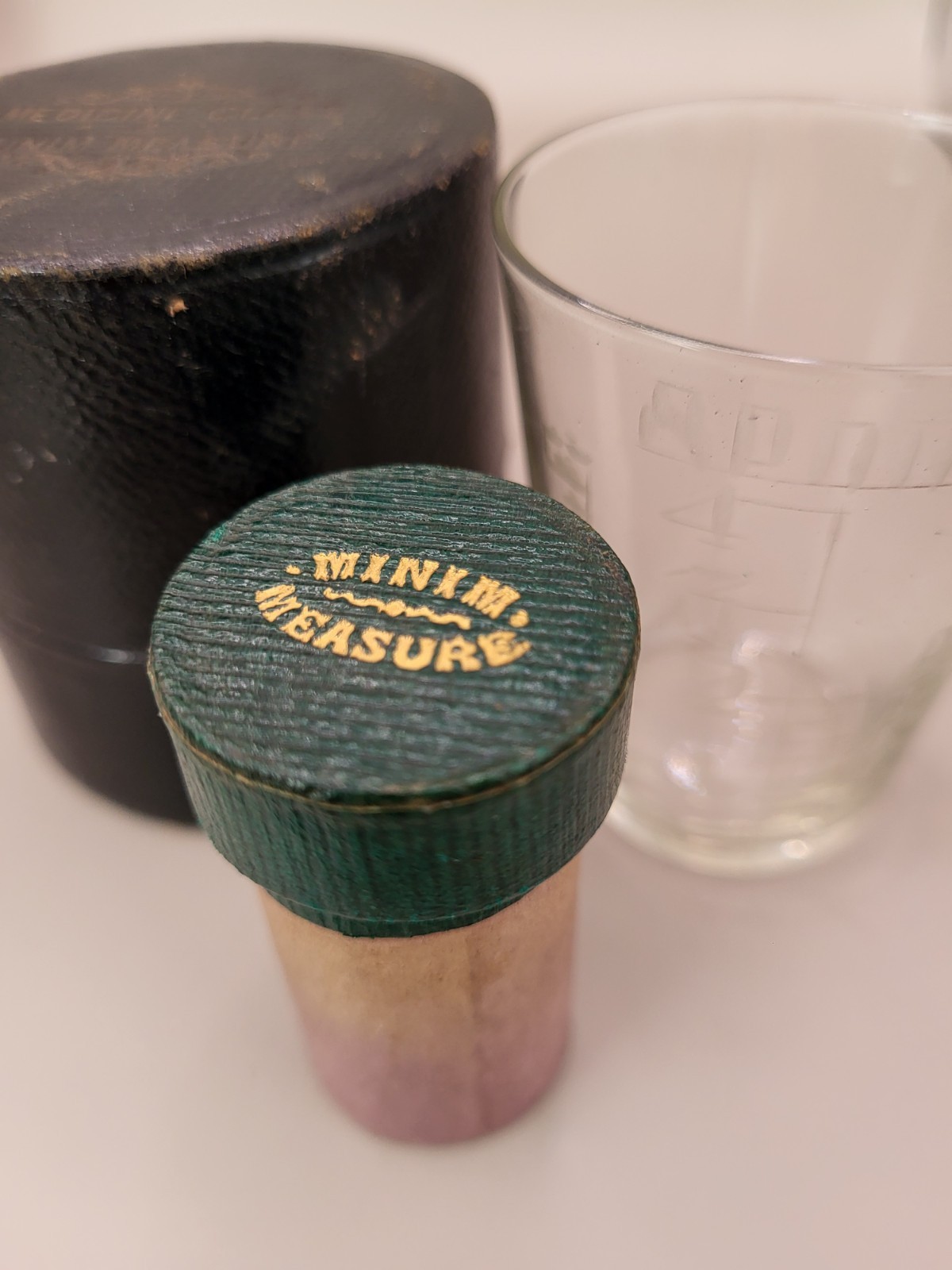 Antique Measuring Glasses & Cases. Refxad