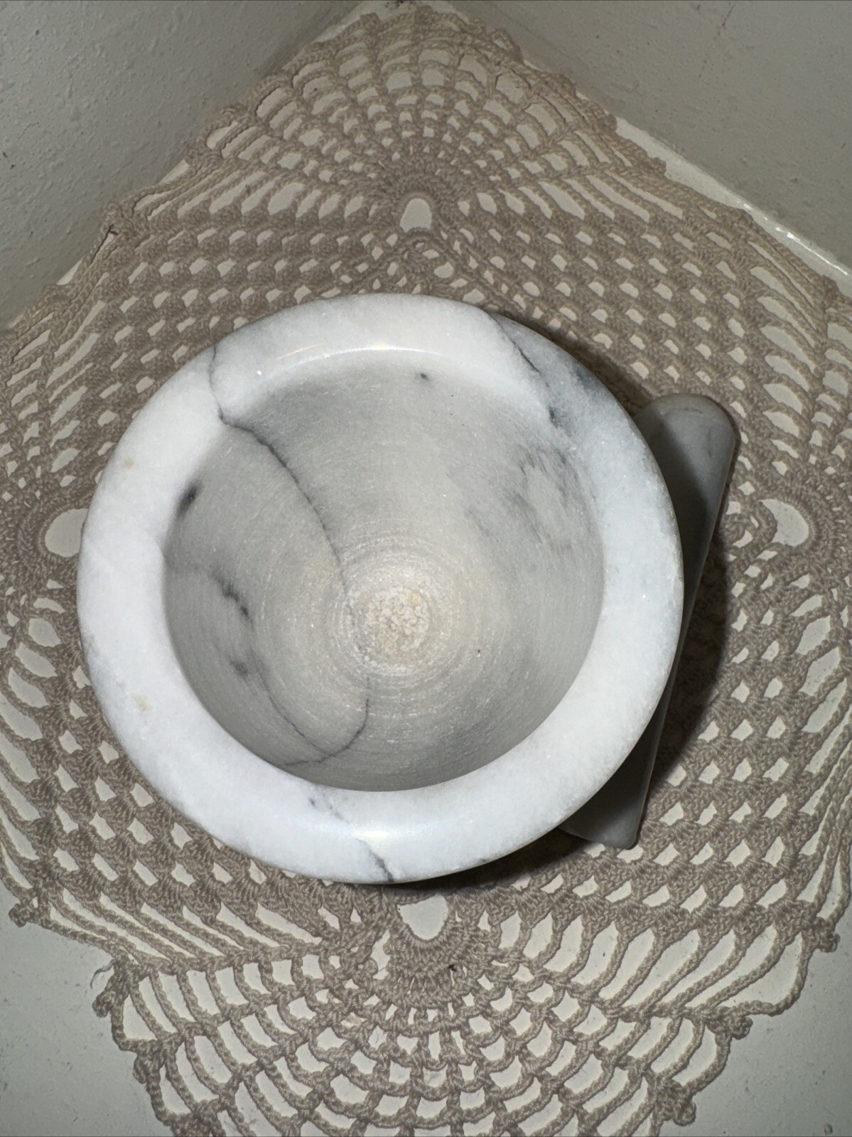 Vintage 1960’s White Italian Marble Mortar And Pestle 3+ Pounds 4-1/8” H x 4” W