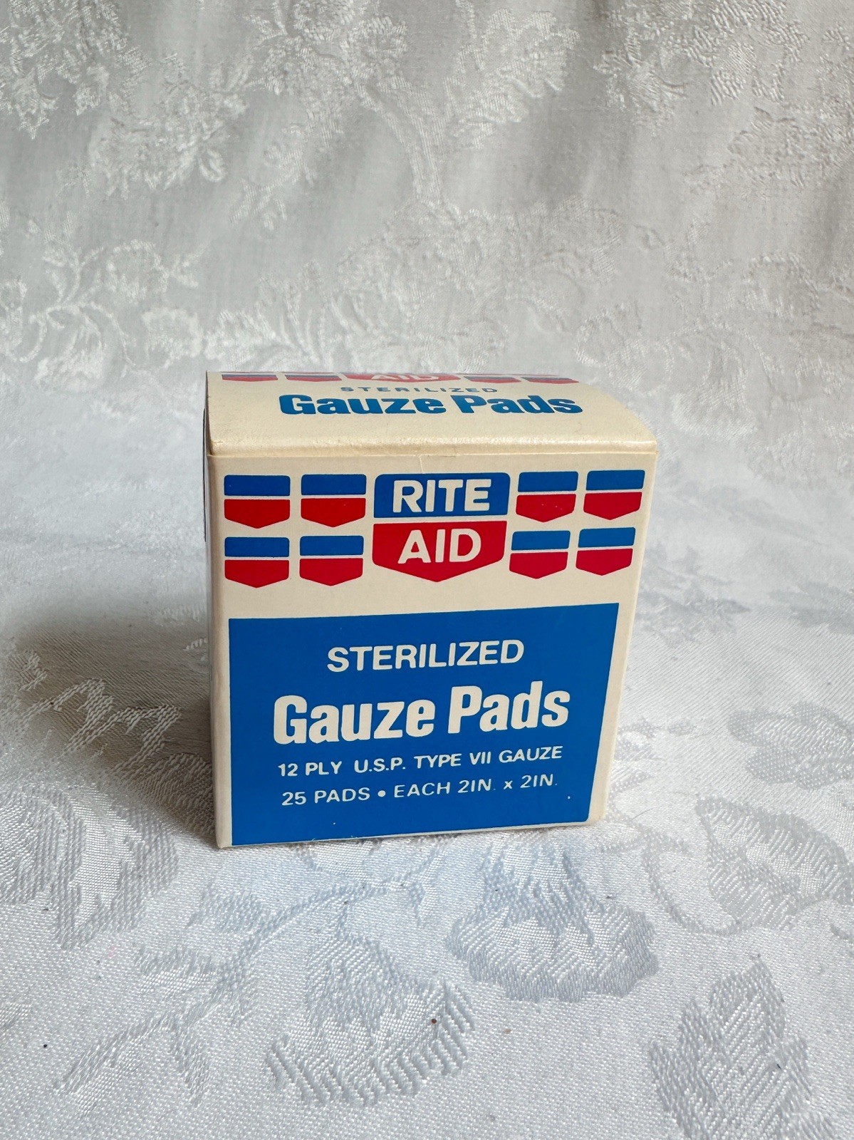 Lot Of Vintage First Aid Apothecary Vicks VapoRub Liquid Bandage Gauze Cream