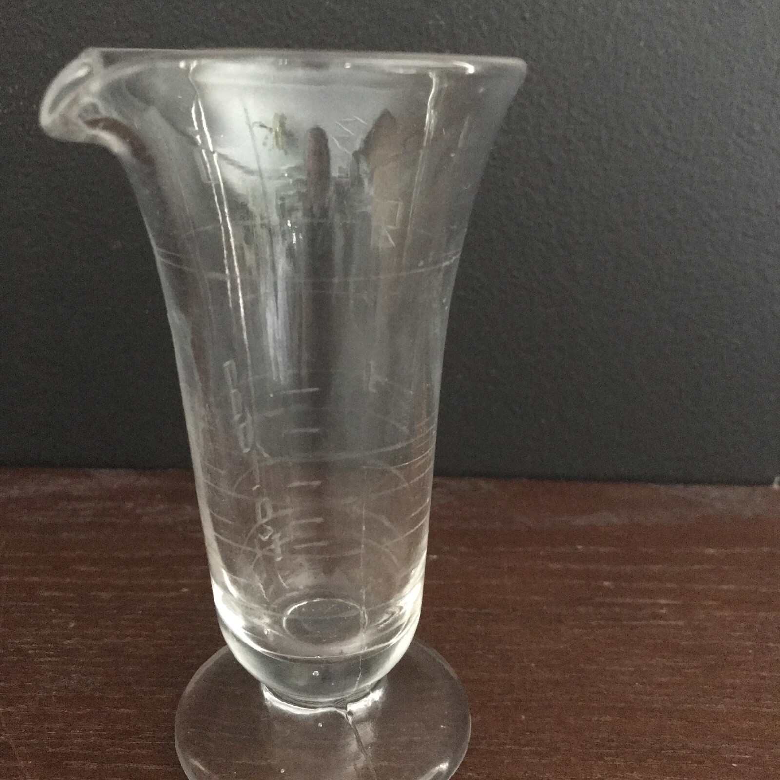 1940’s Mortar Pestle Clear Glass Beaker Apothecary Etched Footed Spout Mixology