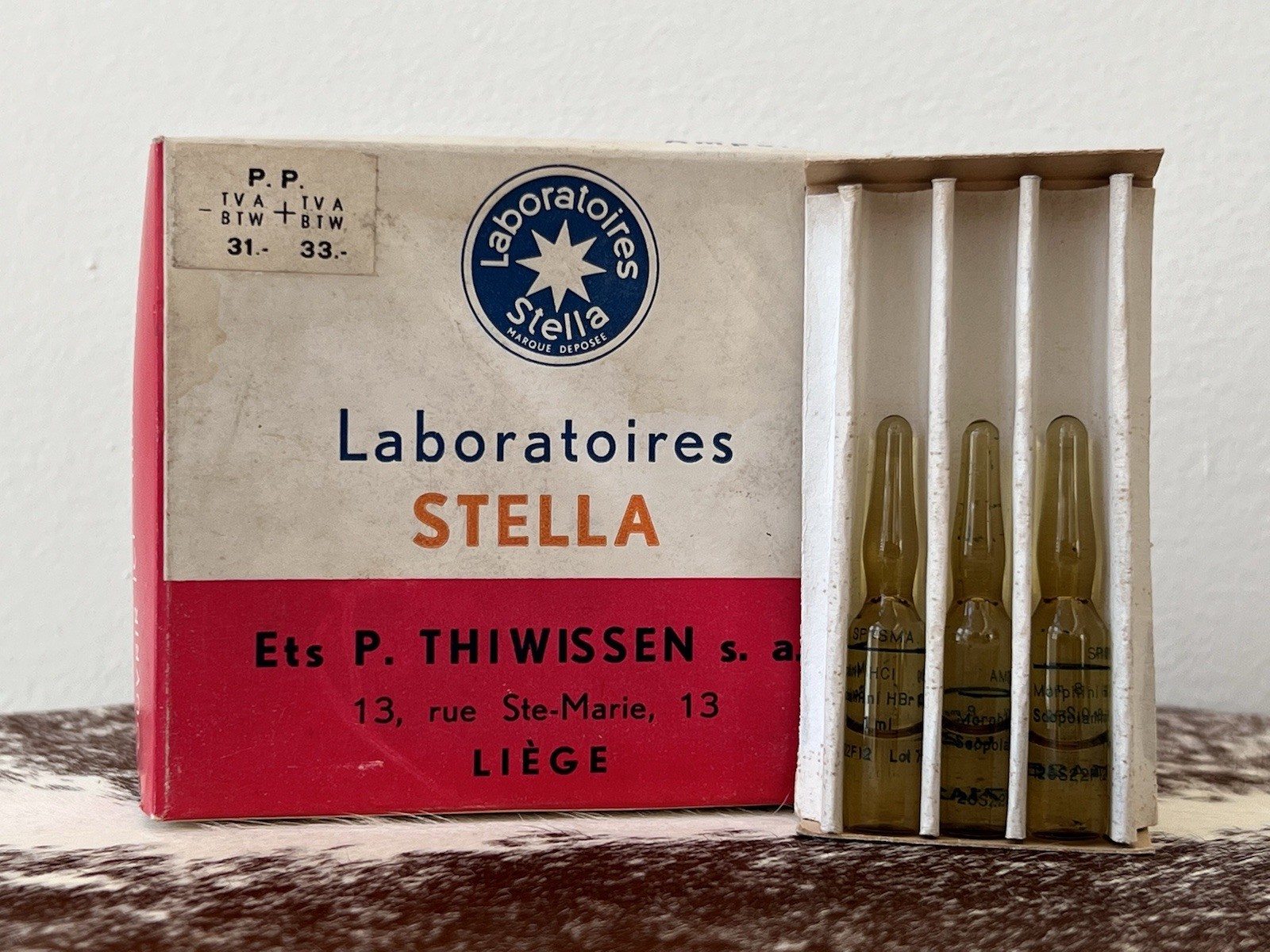 Vintage Stella “Spasma” Ampules – 3x Ampules Left – Morphine & Scopolamine
