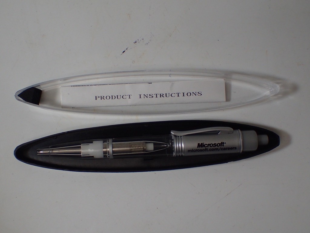 (18) High-End Pharmaceutical & More Advertising Pens Plastic & Metal Some Lights