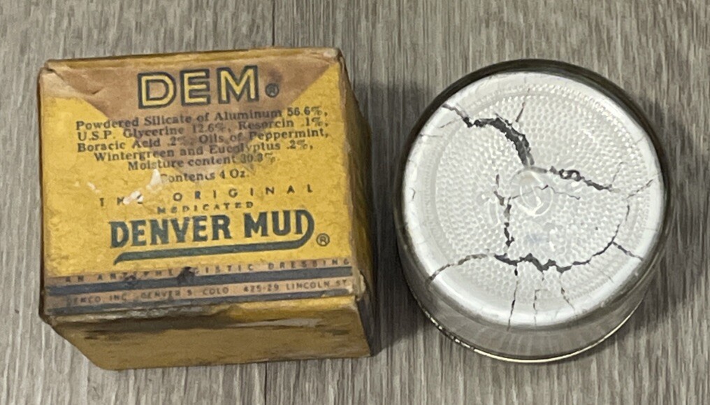 Vintage Antiphlogistine Poultice Dressing DEM Denver Mud 4oz Glass Jar In Box