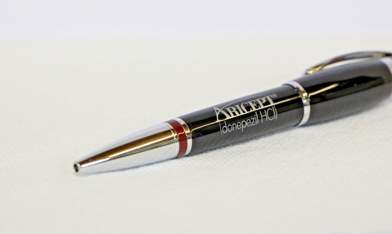 Pharmaceutical Pen Aricept Heavy Metal Drug Rep Black and Silver