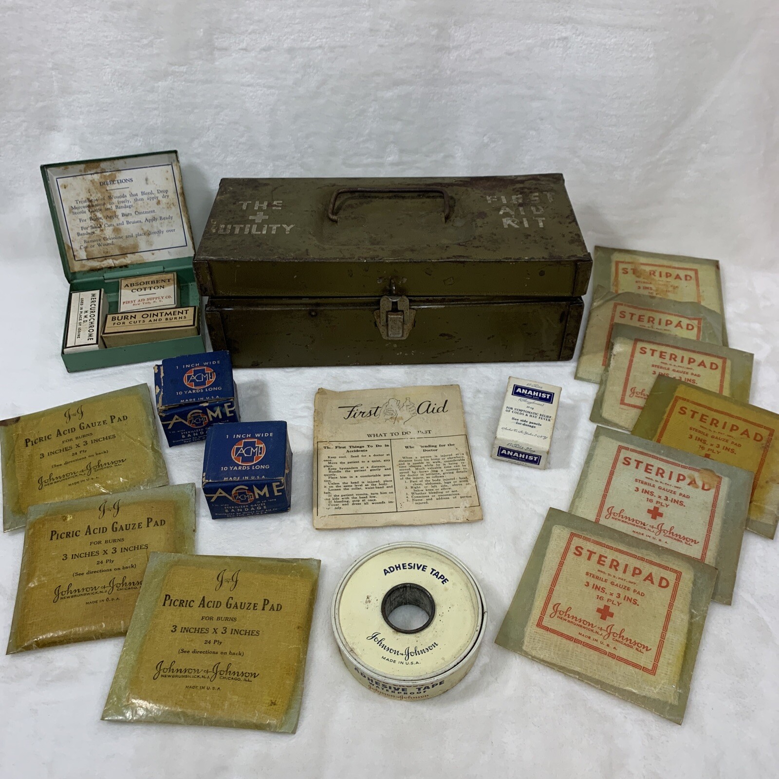 Vintage Medical First Aid Box Kit Green Metal Anahist Acme Johnson Mercurochrome
