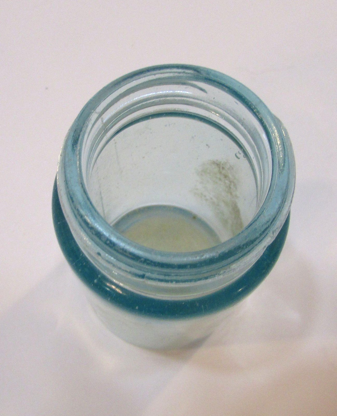 Primitive Old 1930s Blue Green Aqua Glass 3.25″ Tall Antique Medicine Bottle Jar